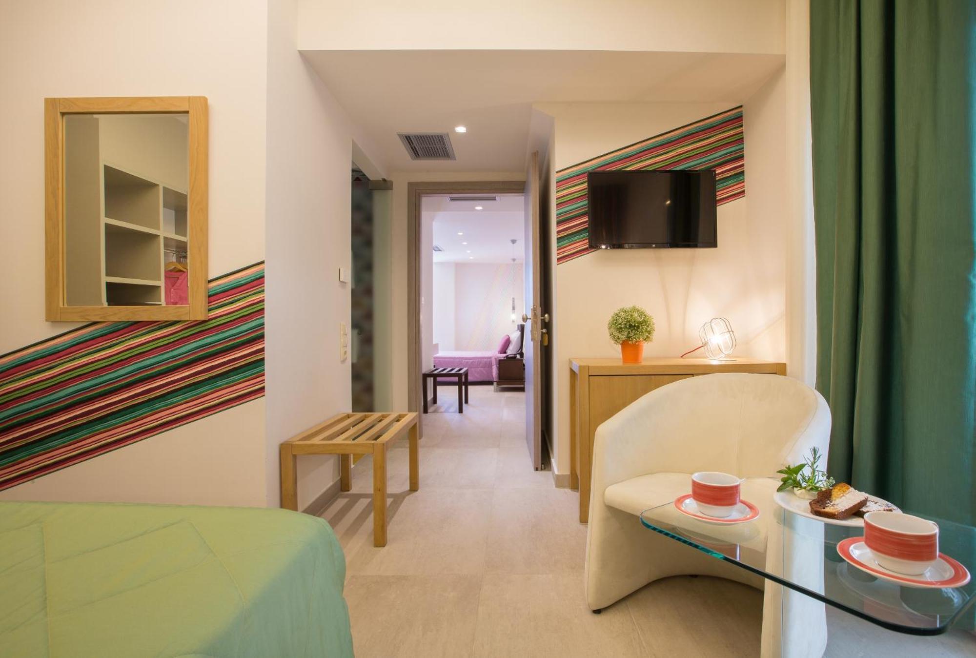 Flisvos Royal Hotel & Suites โตโล ห้อง รูปภาพ