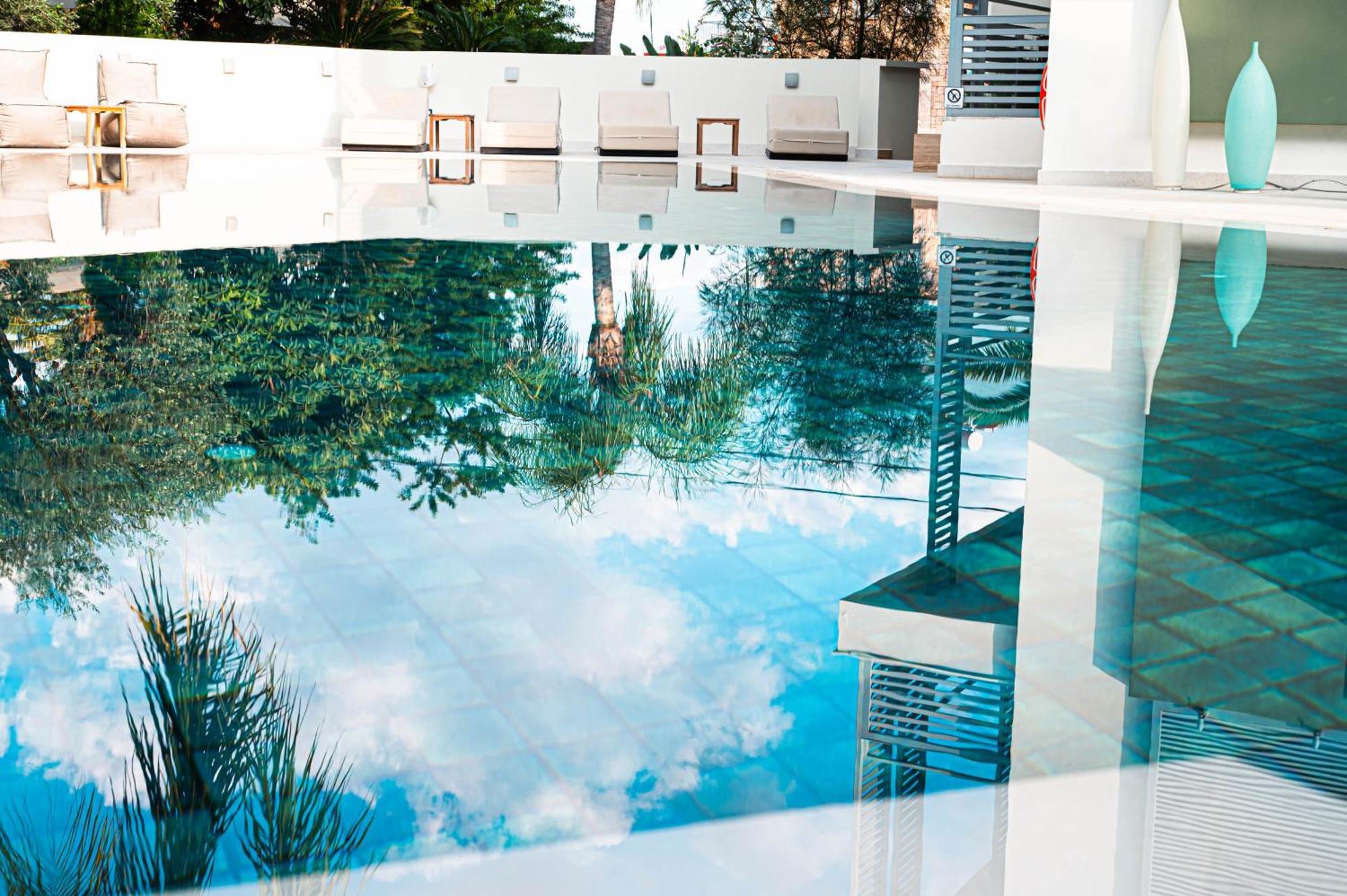 Flisvos Royal Hotel & Suites โตโล ภายนอก รูปภาพ