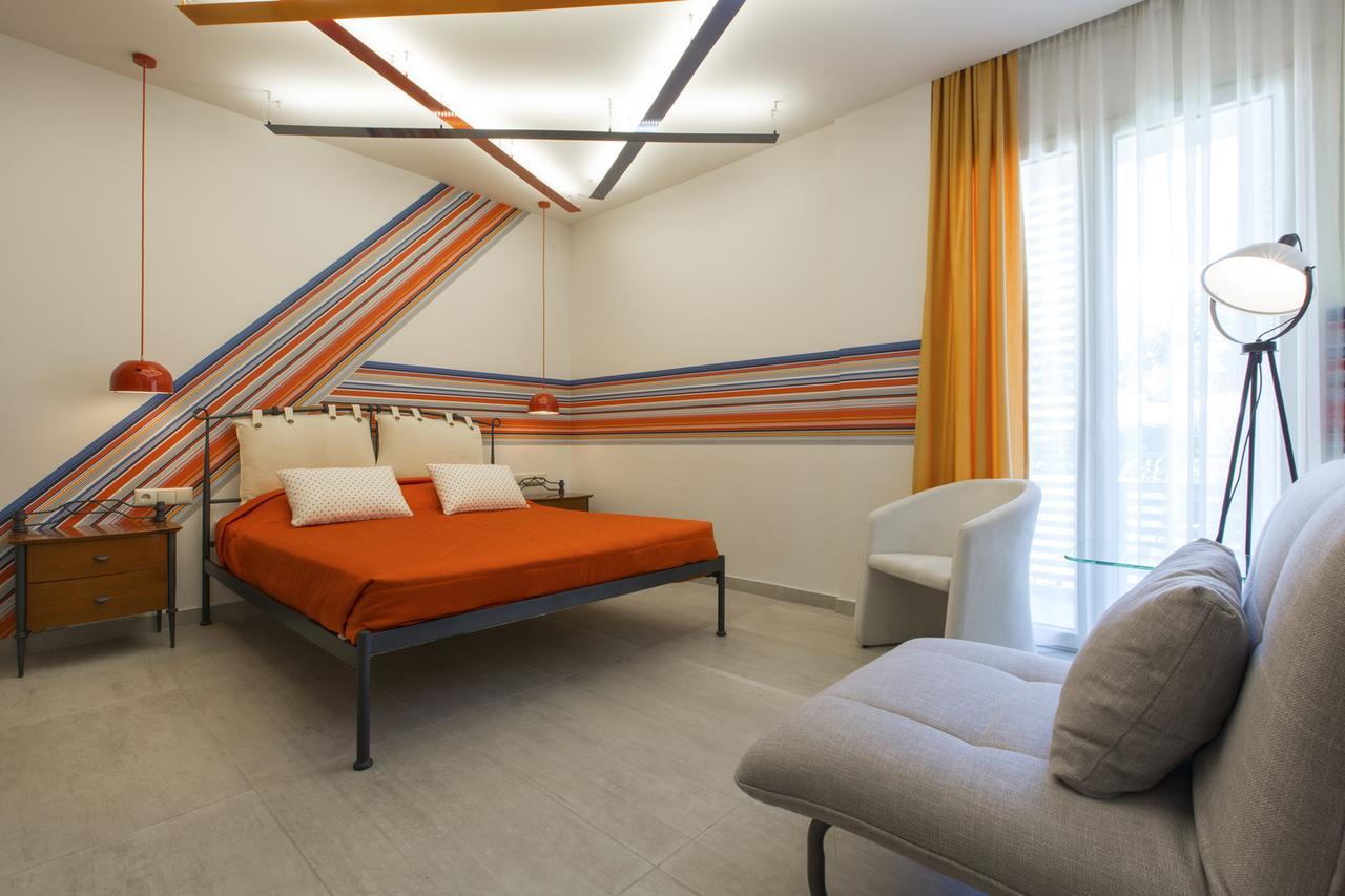 Flisvos Royal Hotel & Suites โตโล ภายนอก รูปภาพ