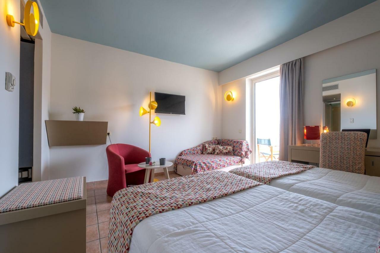 Flisvos Royal Hotel & Suites โตโล ภายนอก รูปภาพ